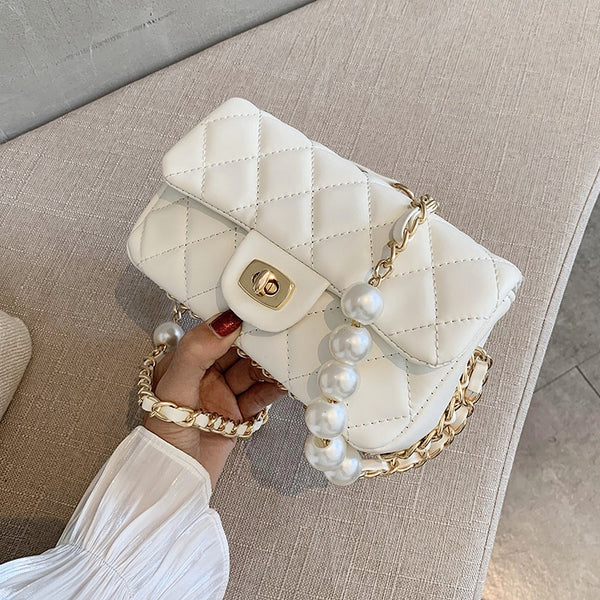 CHANEL QUILTED LAMBSKIN PEARL CRUSH CLUTCH WITH CHAIN